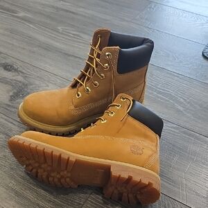 Timberland Men's Wheat Leather Boots